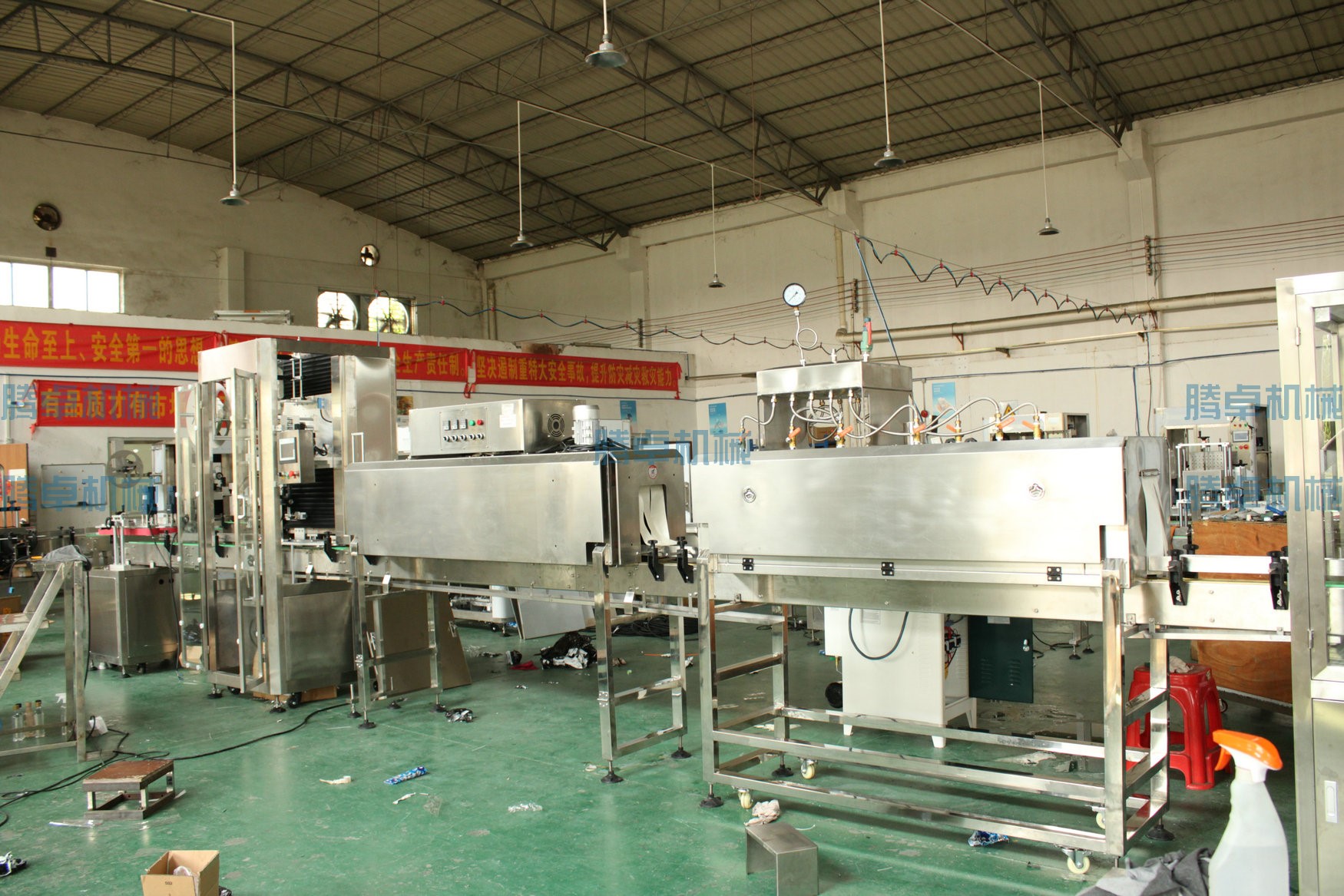 套標(biāo)收縮機(jī) 套標(biāo)收縮機(jī)